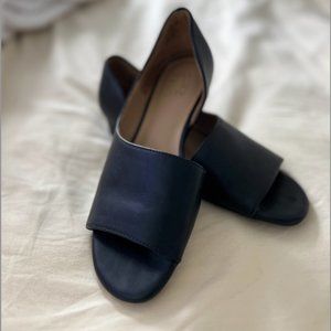 Black Naturalizer Sandals Size 9